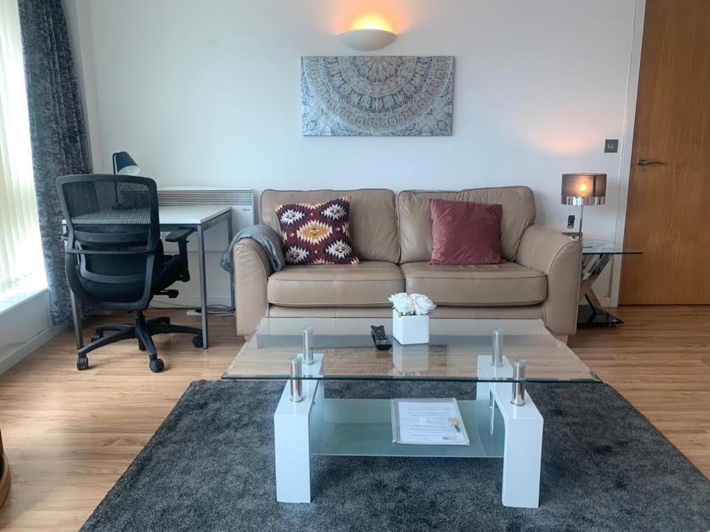 Marco Island -Spacious City Centre 2 Bedroom Apartment Nottingham Eksteriør bilde