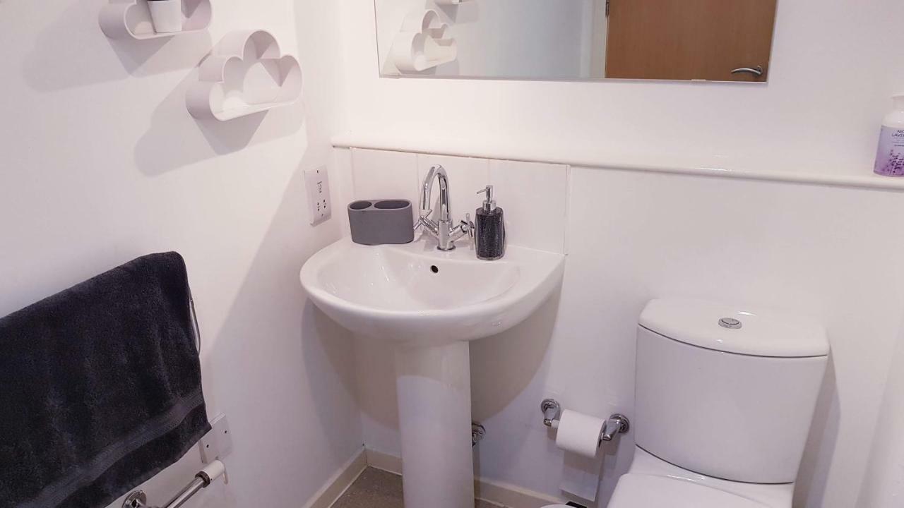 Marco Island -Spacious City Centre 2 Bedroom Apartment Nottingham Eksteriør bilde