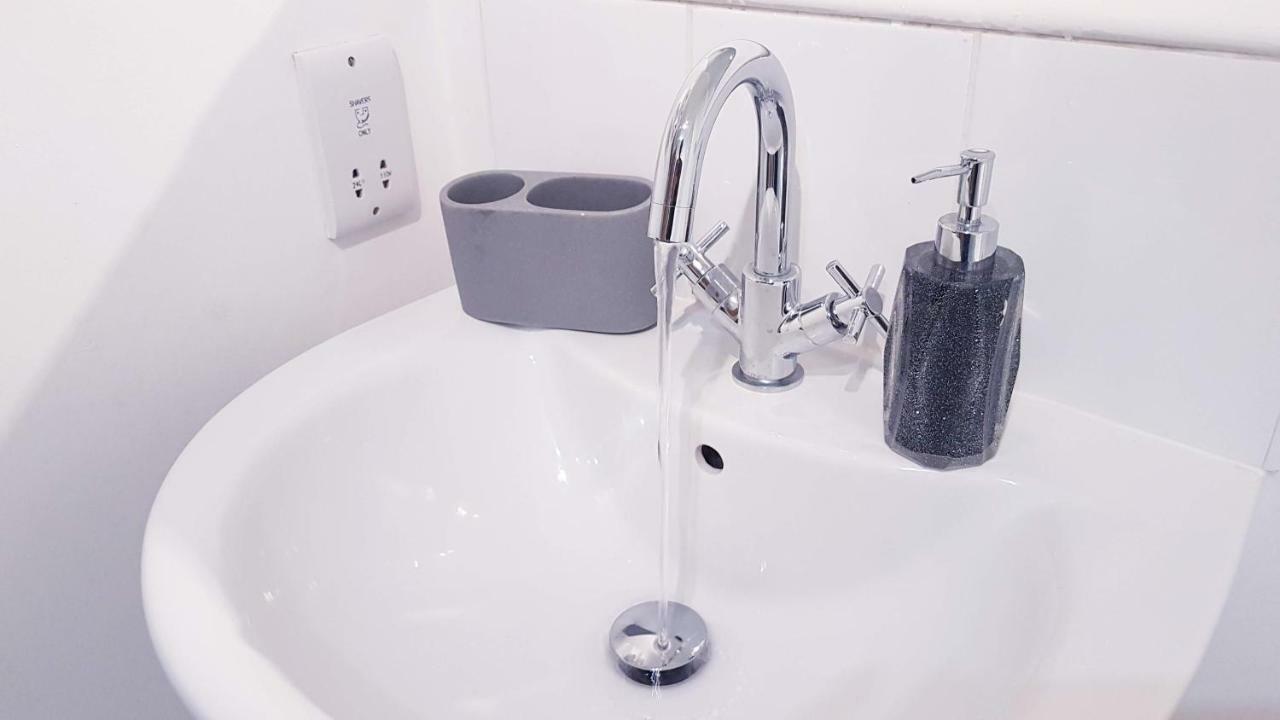 Marco Island -Spacious City Centre 2 Bedroom Apartment Nottingham Eksteriør bilde